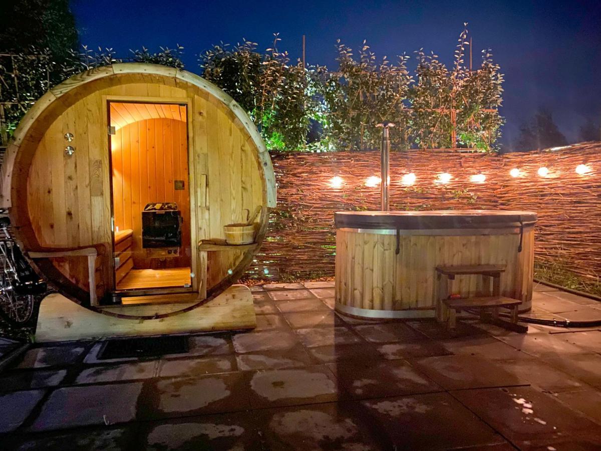 Bed & Wellness Klein Knorrestein With Private Hottub And Sauna And Tandembike Rental Included In Price Almere Luaran gambar