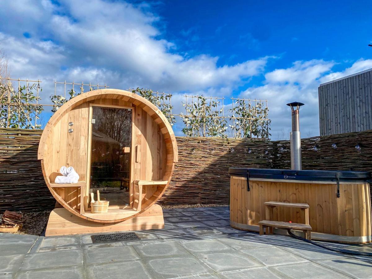 Bed & Wellness Klein Knorrestein With Private Hottub And Sauna And Tandembike Rental Included In Price Almere Luaran gambar